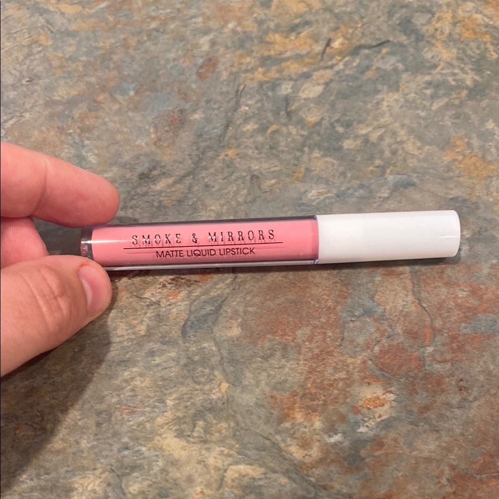 Smoke & Mirrors Matte Liquid Lipstick - Pink